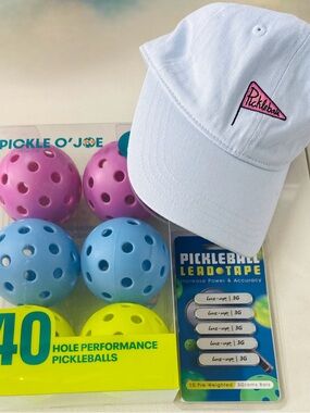 Frasier Sterling Sport Pickleball Cap & Pickleball Items Bundle